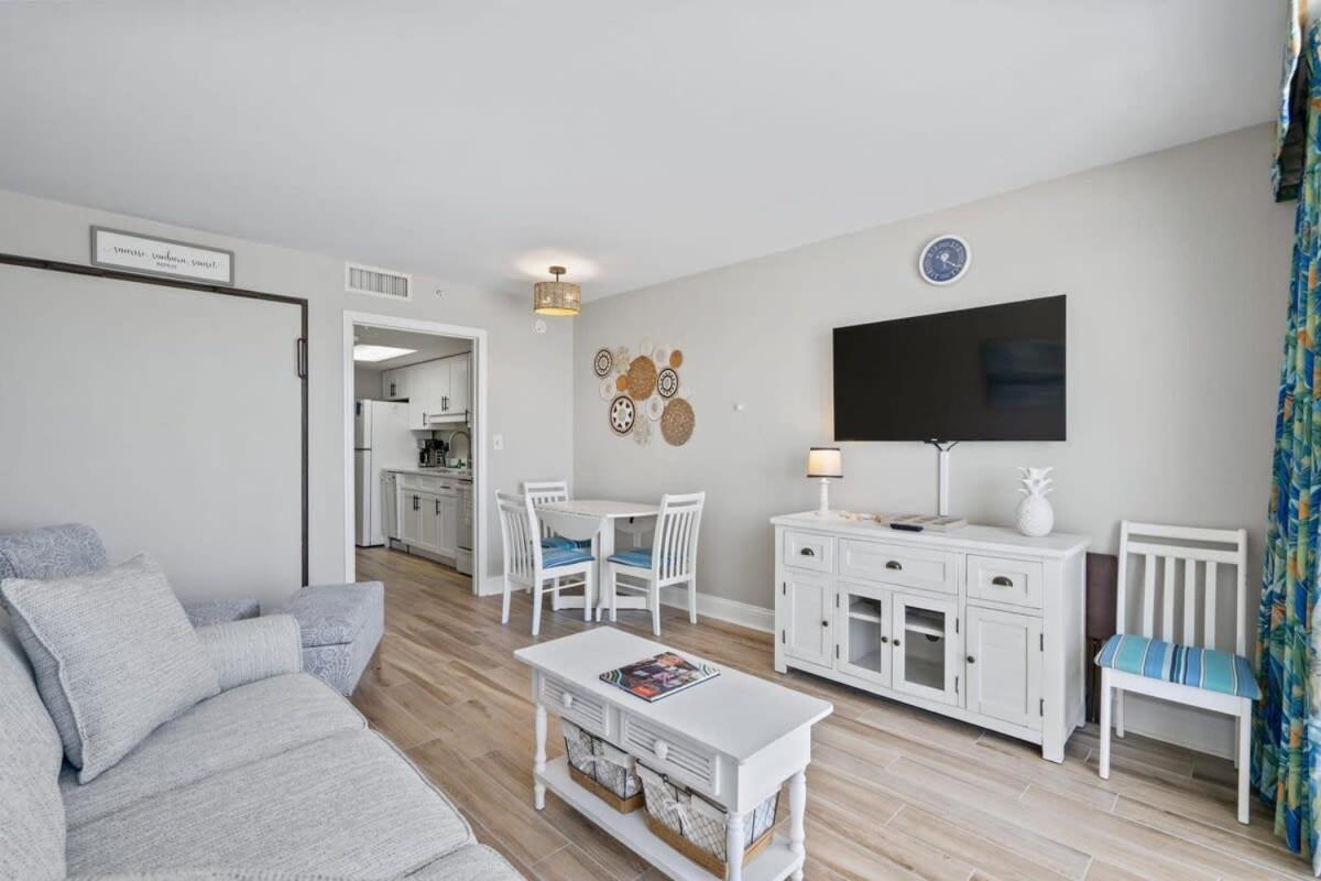 Holiday home Baywatch Oceanfront Unit 1004 Myrtle Beach